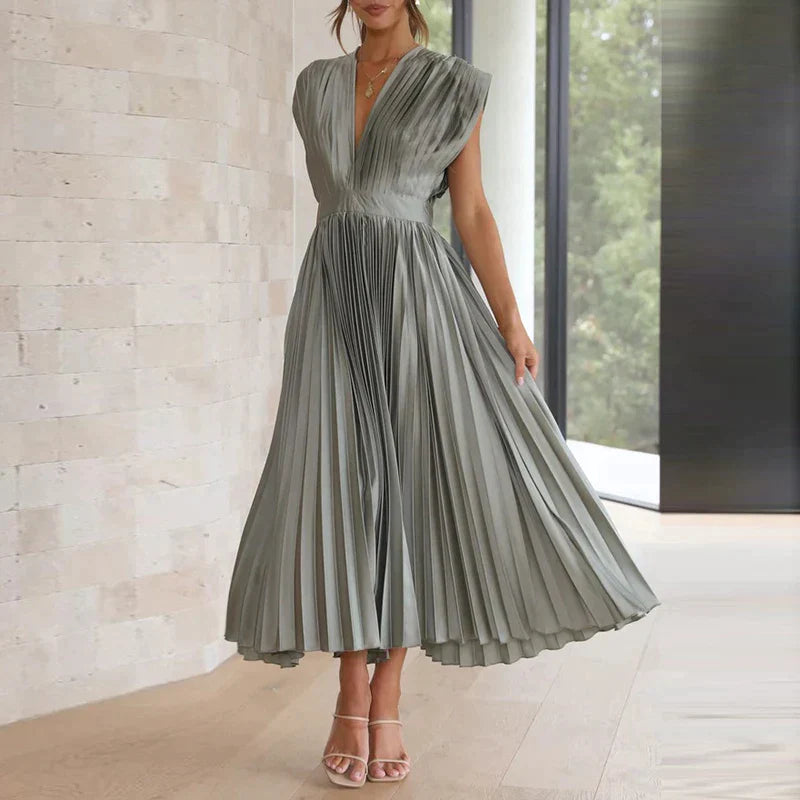 LOFT Boutique™ - Elegant V-ringad veckad maxi